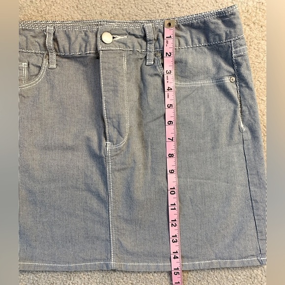 Gap Mini Skirt Pinstripe Blue White Cotton Blend Women Size 6 - Picture 5 of 7